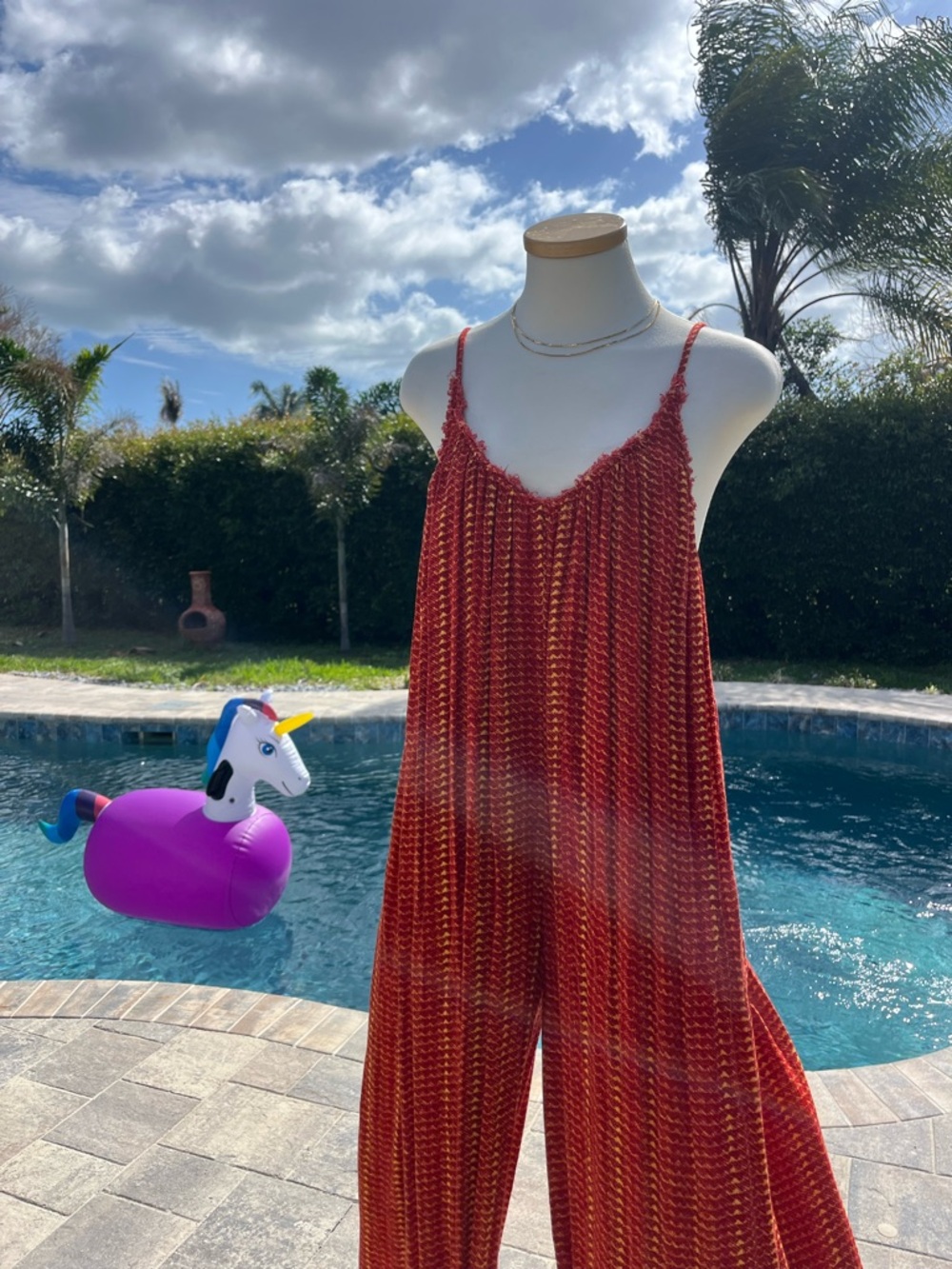 Urban outfitters women’s size small pants romper low back